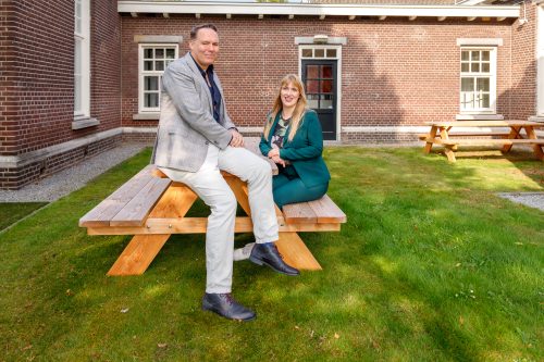 Imke en Radboud in gesprek over dating en relatiebemiddeling